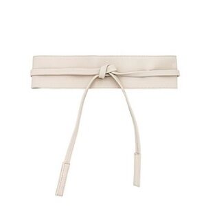 B-Low the Belt Archer Belt in Bone NWOT